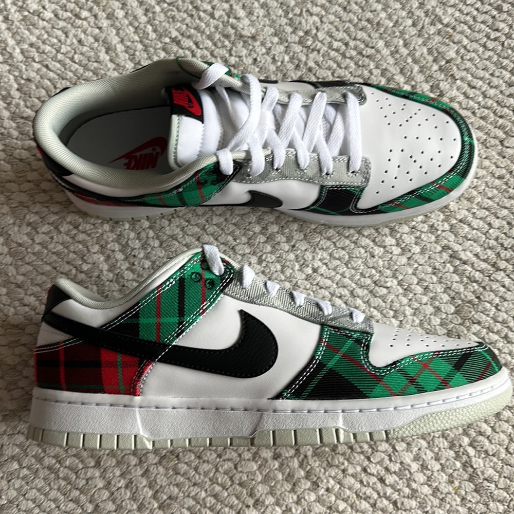 Nike Dunk Low Tartan Plaid sz10